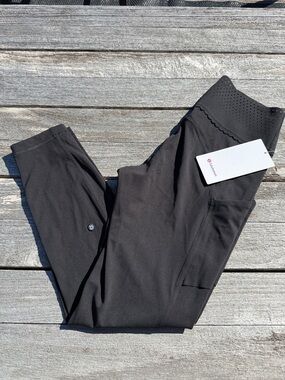 Lululemon Ventilated Tennis tight 25" black leggings with pockets size 8 NWT 🎾